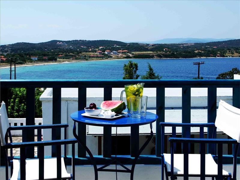 Agionissi Resort